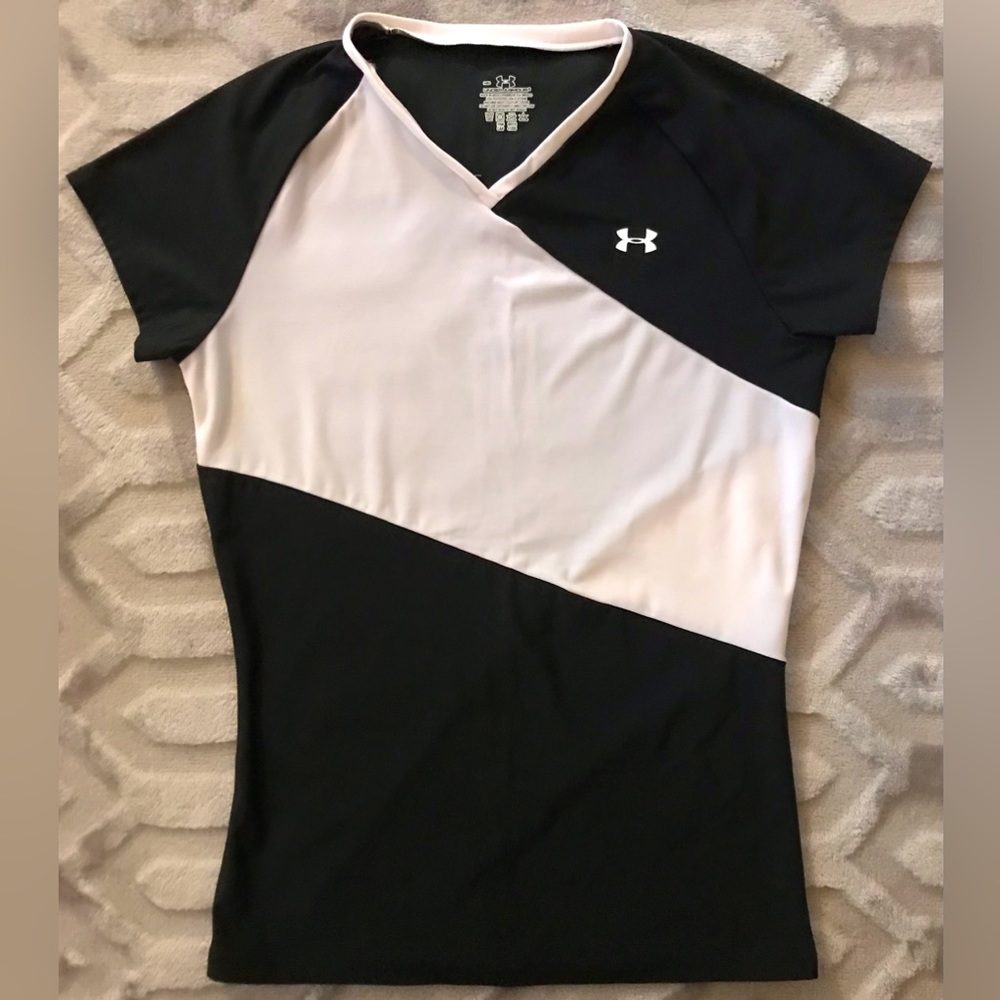 Under Armour Black & White Poly-Elastane V-Neck Compression Tee - M